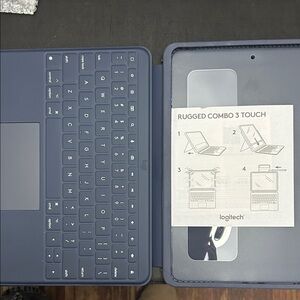 Logitech Rugged Combo 3 Touch Keyboard Case